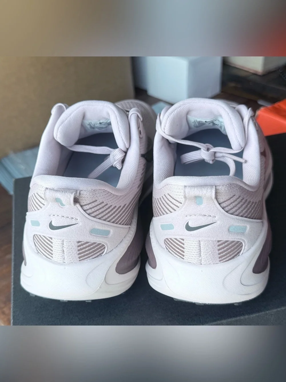 Nike Vomero 18
